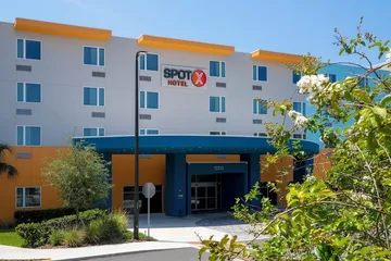 SPOT X Hotel Orlando / Intl Dr by The Red Collection