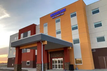 Meridian Inn & Suites Regina Airport