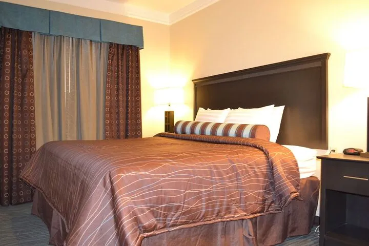 Room 5 of 46
