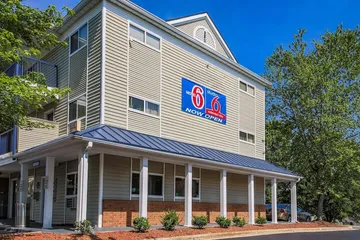 Studio 6 Extended Stay - Greensboro NC - I-40