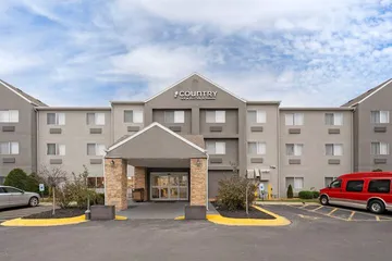 Country Inn & Suites by Radisson Fairview Heights, IL