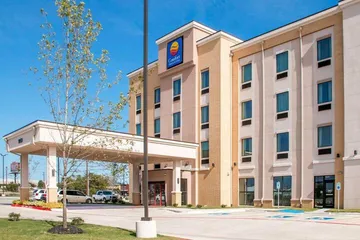 Comfort Inn & Suites San Marcos near Outlet Mall