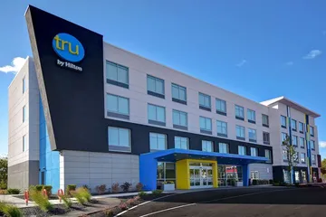 Tru by Hilton Concord