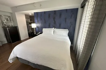 Holiday Inn Express Dallas Downtown by IHG