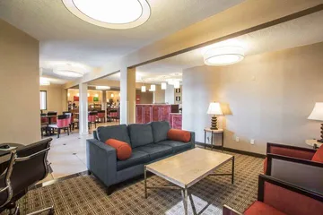 Quality Inn & Suites Boonville - Columbia