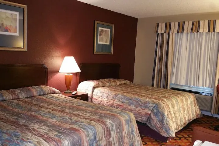 Room 5 of 16
