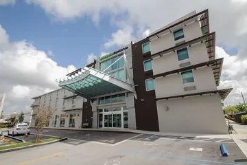 Holiday Inn Express & Suites Miami Airport East by IHG