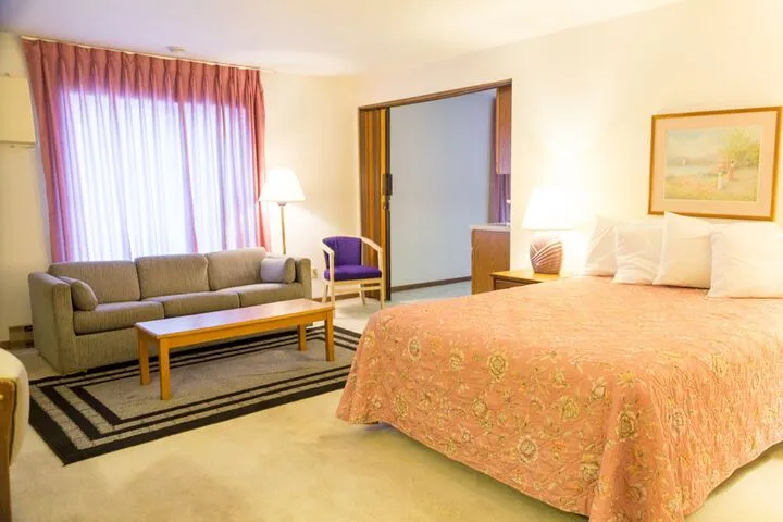 Room 4 of 21