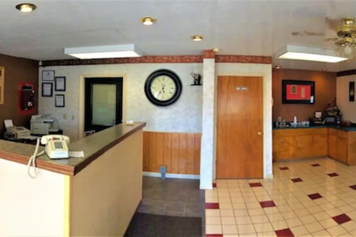 Hotel Interior 4 of 43