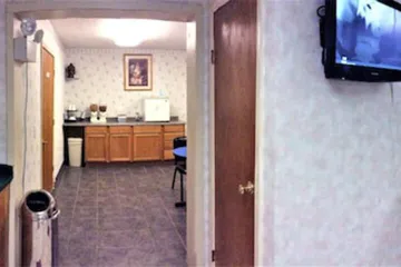 Americas Best Value Inn Decatur IN