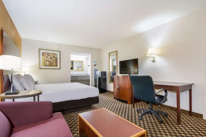 Room 4 of 21