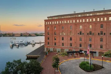 The Inn at Hendersons Wharf an Ascend Collection Hotel