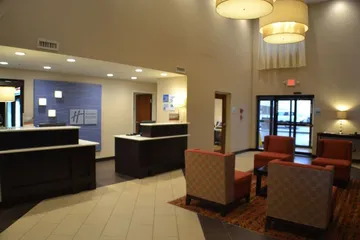Holiday Inn Express and Suites Indianapolis W- Airport Area by IHG