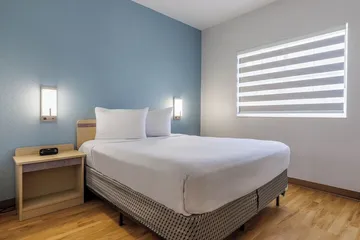Studio 6 Mississauga ON - Toronto