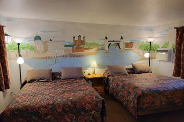 La Collage Inn