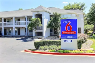 Studio 6 Extended Stay - Austin TX - Northwest