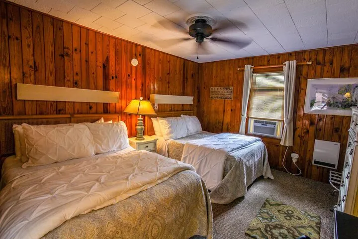 Room 4 of 66