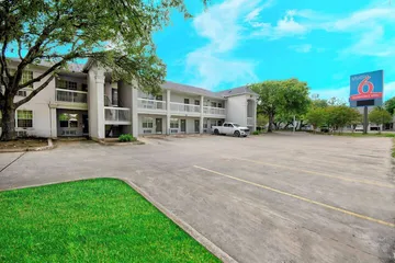 Studio 6 Extended Stay - San Antonio TX - Medical Center