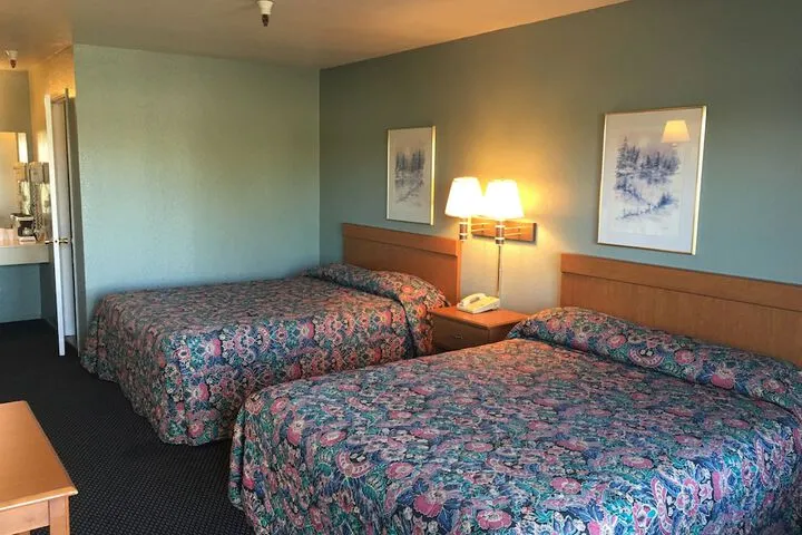 Room 5 of 27