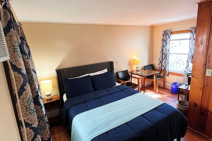 Room 3 of 26