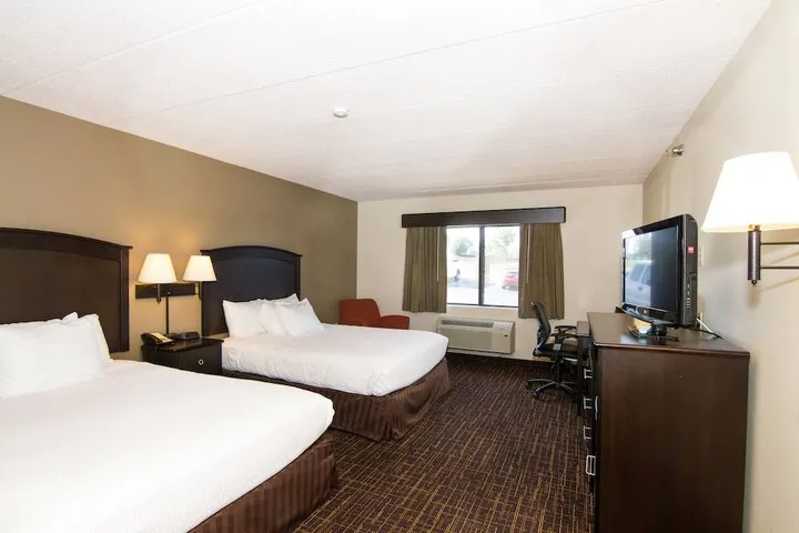 Room 5 of 71