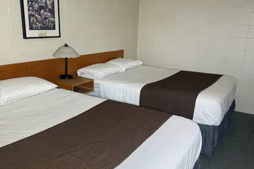 SUNRISE MOTEL