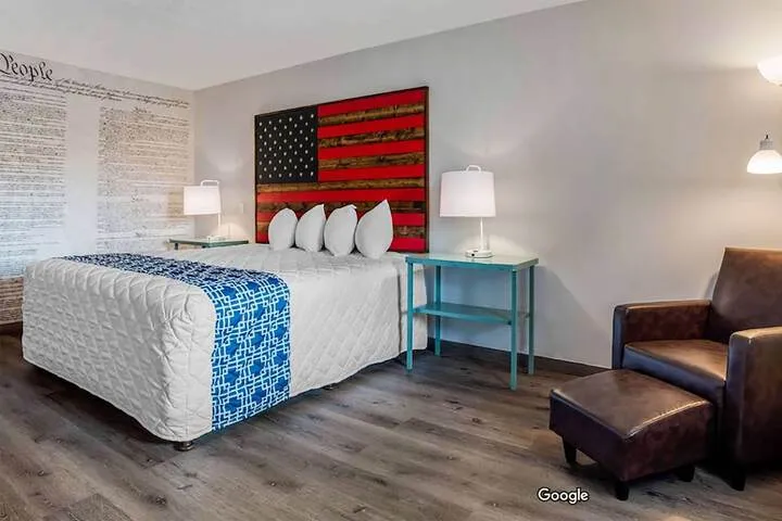 Room 3 of 22
