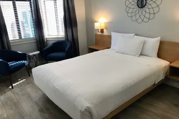 Touchstone Hotel - City Center