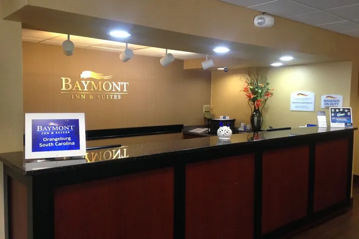 Check-in/check-out kiosk