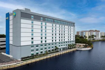 TRU by Hilton Miami Airport South Blue Lagoon FL