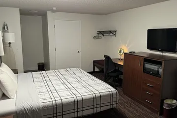 Morgan Inn & Suites