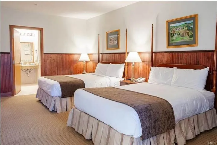 Room 2 of 9