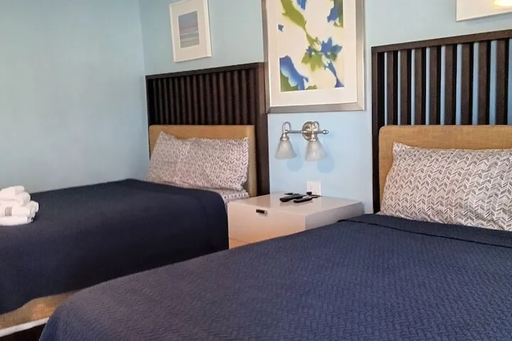Room 5 of 13