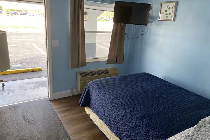 Room 2 of 13