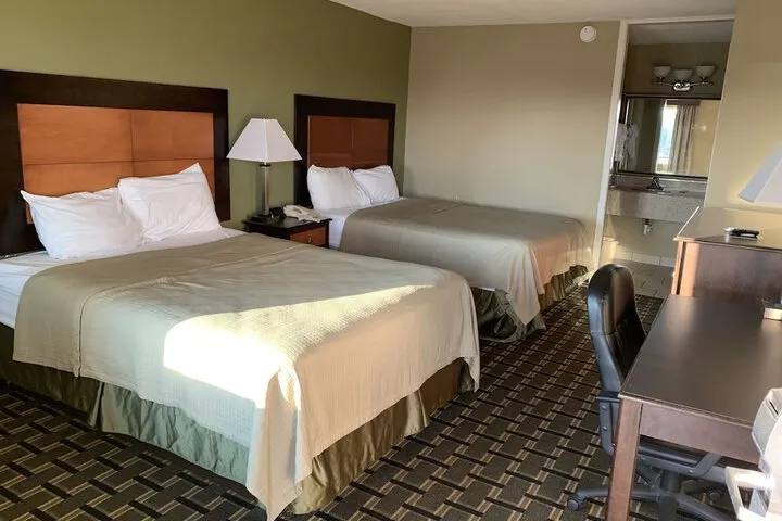 Room 5 of 28