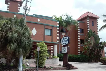 Miami Princess Hotel