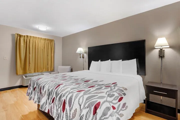 Room 5 of 27