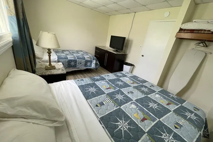 Room 3 of 45