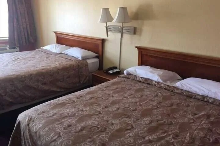 Room 4 of 26