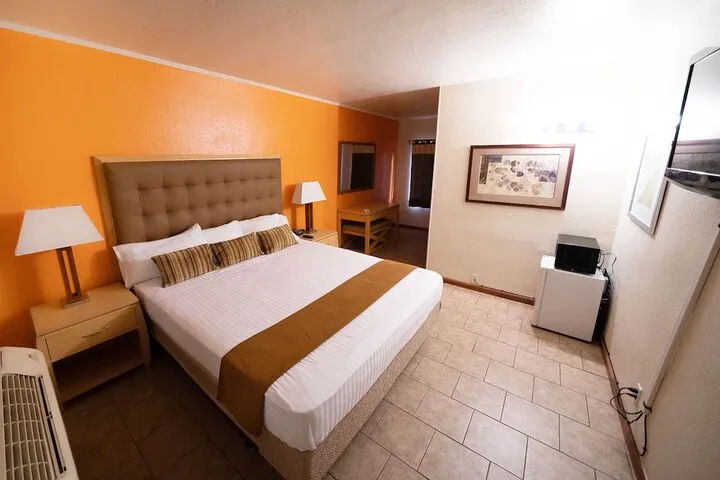 Room 5 of 22