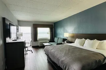 Quality Inn - on the Lake Clarksville-Boydton