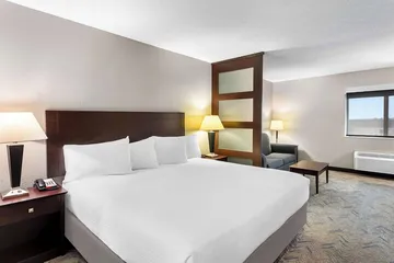 Best Western Oswego Hotel