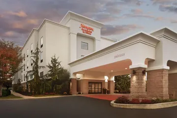Hampton Inn & Suites Cleveland Mentor