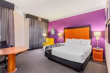 La Quinta Inn & Suites by Wyndham Raleigh Durham Intl AP
