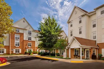 Sonesta Simply Suites Falls Church