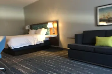 Hampton Inn Old Bridge
