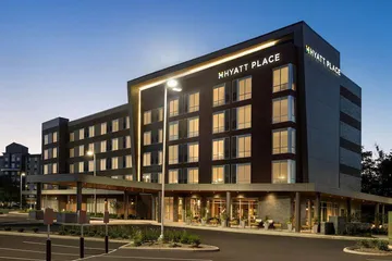 Hyatt Place Columbus / Polaris