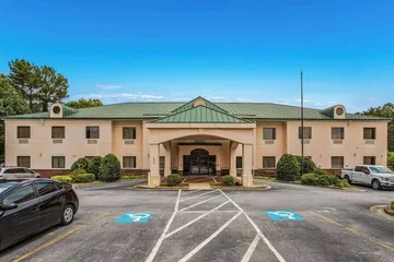 Econo Lodge Inn & Suites Marietta near Dobbins ARB