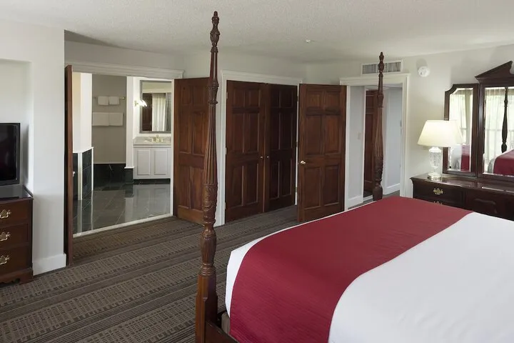 Room 3 of 37