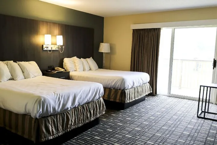 Room 4 of 37